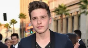 Бруклин Бекъм с първа татуировка