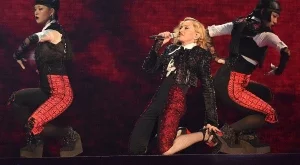 Мадона падна на наградите БРИТ