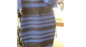 А според вас какъв цвят е тази рокля?