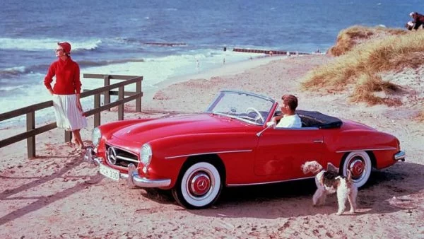 Mercedes-Benz 190 SL отпразнува 60 години