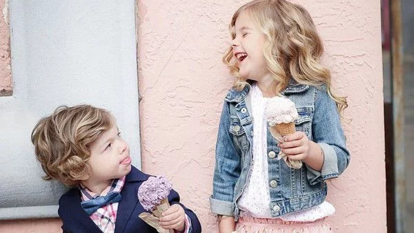 Детската колекция на сестрите Кардашиян за Пролет 2015