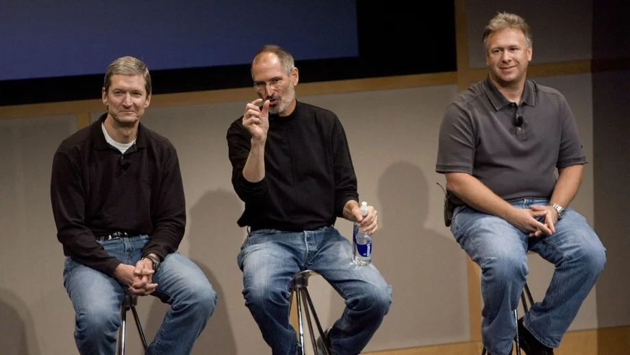 Тим Кук предложил на Стив Джобс част от черния си дроб