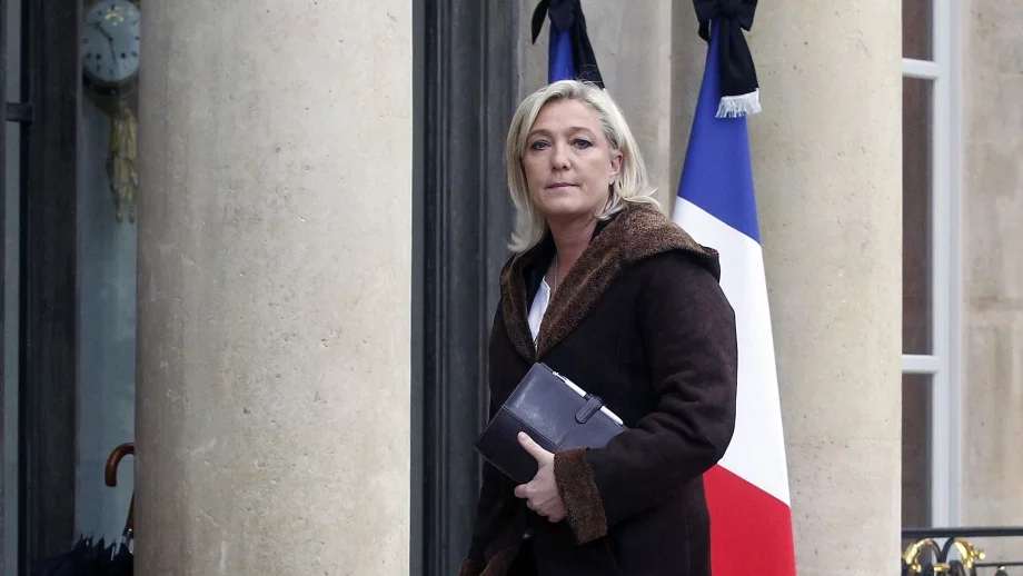 Срив грози еврото, ако льо Пен спечели 