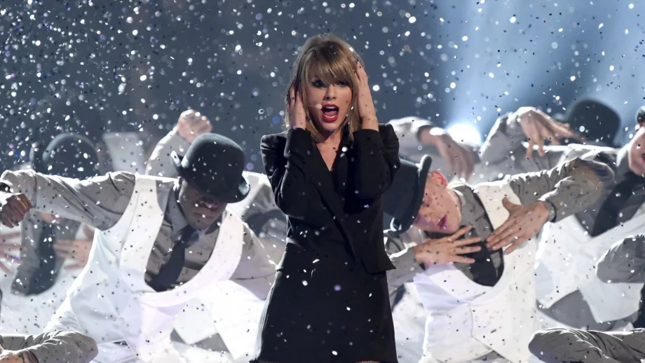 Тейлър Суифт накара Apple да промени политиката си 