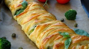 Плетено руло с  пиле и броколи 