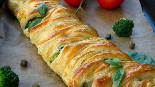 Плетено руло с  пиле и броколи 