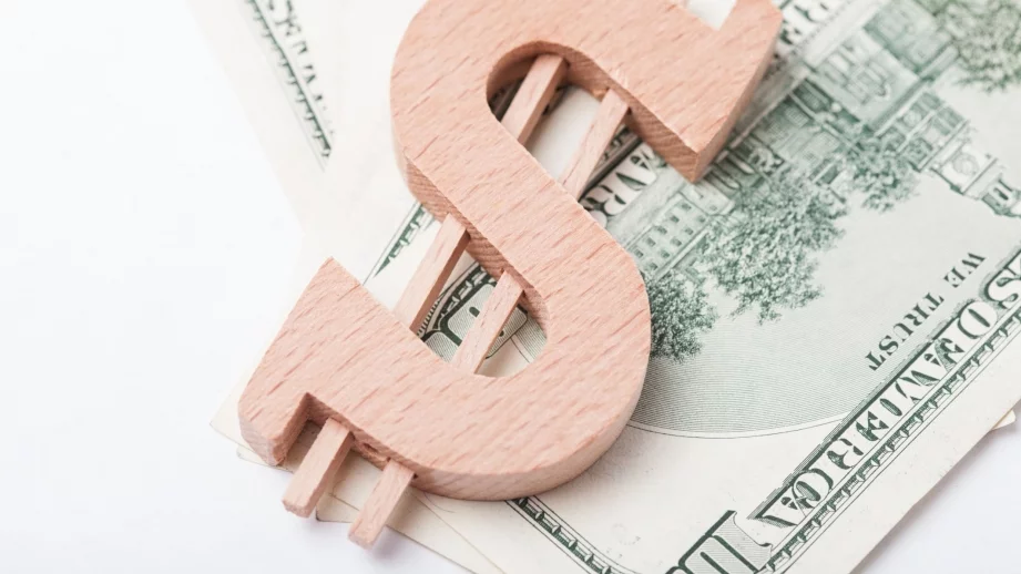 Доларът се повиши до 12-седмичен връх 