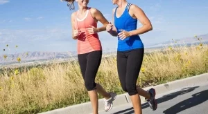 6 причини защо да тренирате с приятел