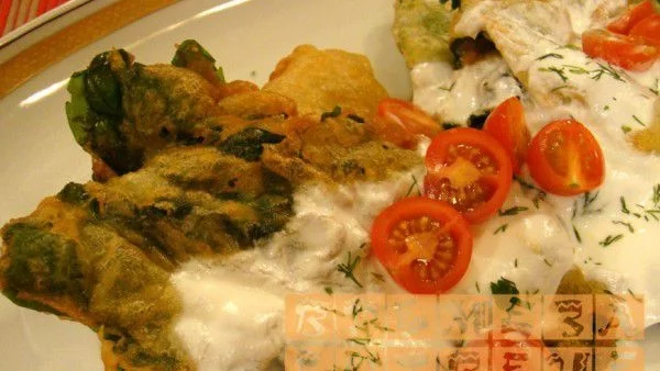 Пържен спанак с млечен сос