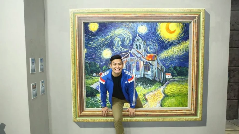 Добре дошли в първия селфи музей в света!