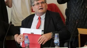 Еленко Божков насочи презентацията си за член на КЕВР срещу ЕРП-тата