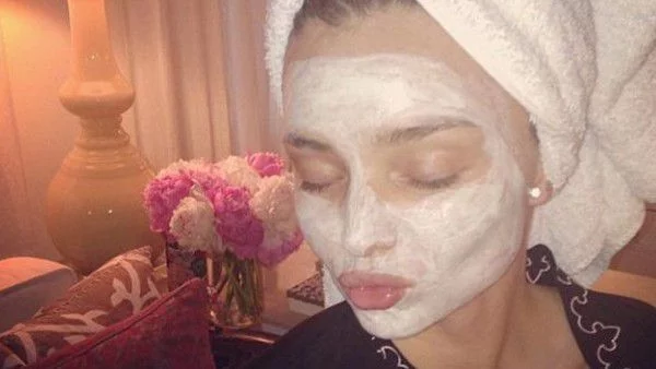 Нова звездна мания - разкрасителни селфита