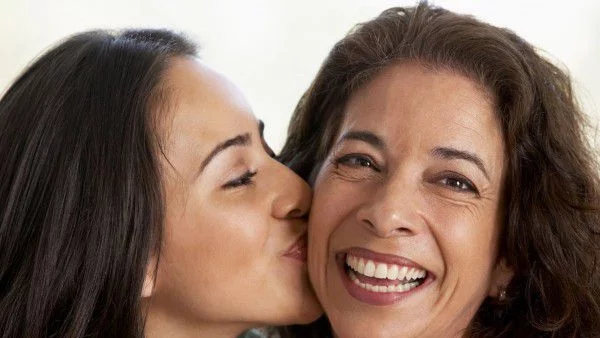 23 въпроса, които всяко момиче иска да зададе на майка си