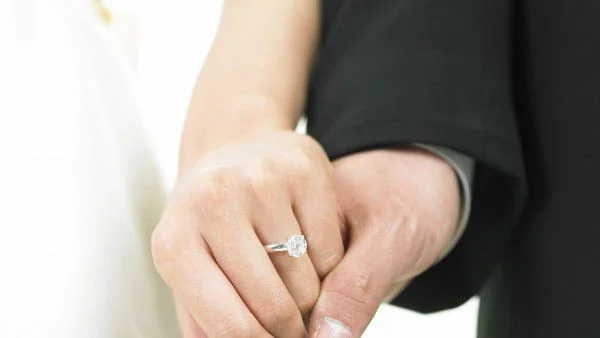 Защо трябва да се влюбим 6 пъти, преди да се омъжим