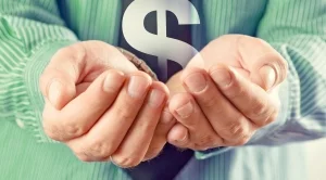 Доларът губи позиции