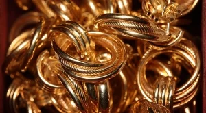 Златото поскъпна за седма поредна сесия