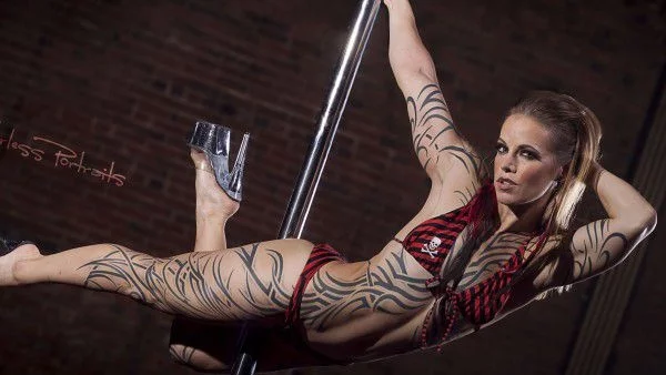 Легендарна танцьорка на пилон идва у нас