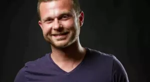 Ненчо Балабанов се сгоди? (СНИМКИ)