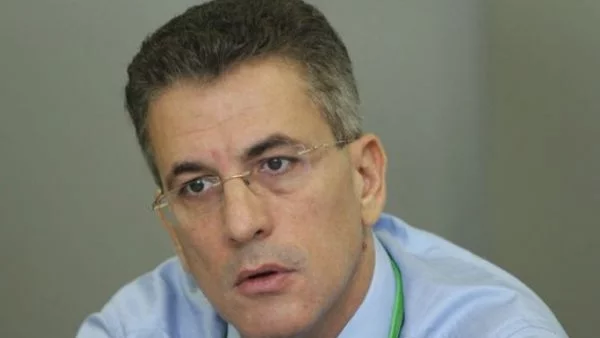 Проверяват пазарджишкия кмет почти до края на септември