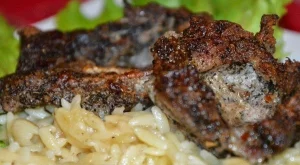 Орзо със свинско 