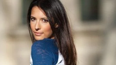 Австралийка натрупа състояние от ходене по почивки 