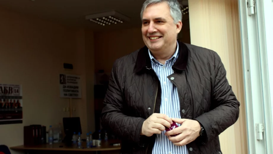 Безработицата в страната пада, обяви Калфин