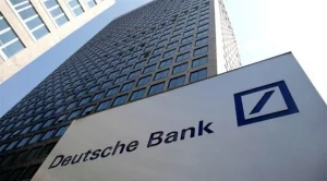Печалбите на Deutsche Bank се сринаха с 58%