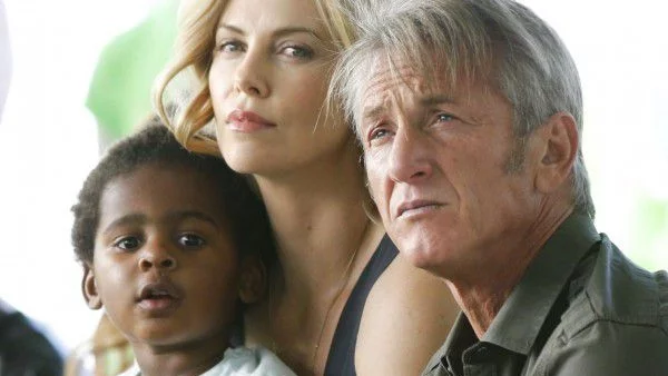 Чарлийз Терон иска дете от Шон Пен