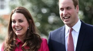 Уилям и Кейт почерпиха поданиците си със сладкиши