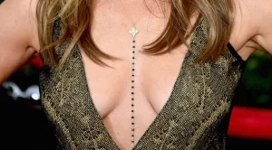 Дженифър Анистън е новото лице на Emirates 