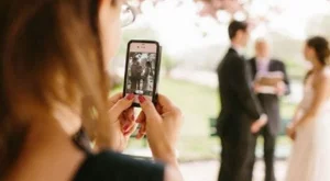 Връзката ми с по-възрастен мъж започна така... 