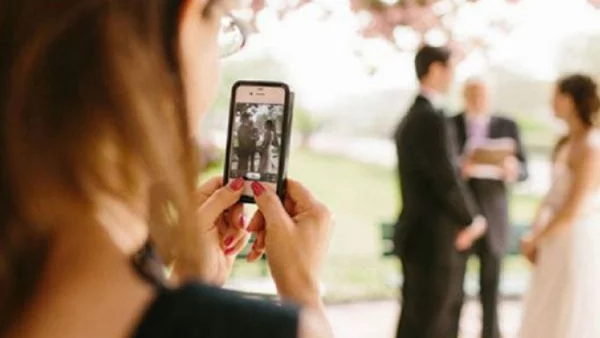 Връзката ми с по-възрастен мъж започна така... 