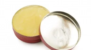 Балсам за устни само от 3 съставки