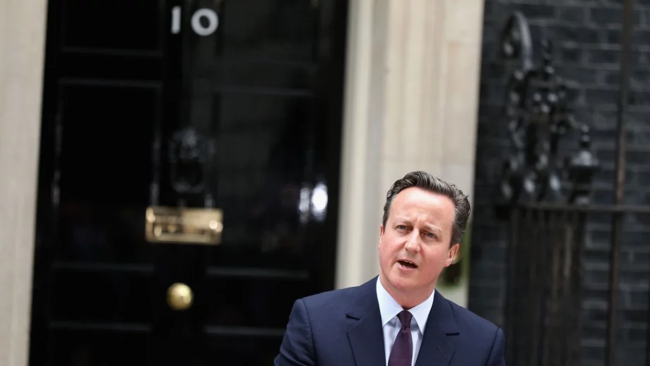 Дейвид Камерън подаде оставка 