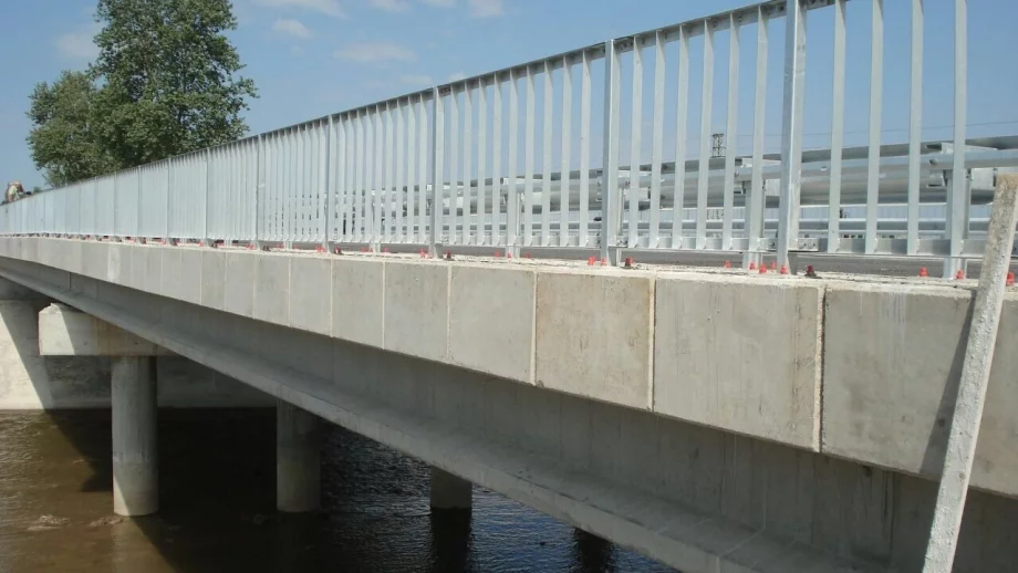 Стартира строителството на моста между Крим и Русия