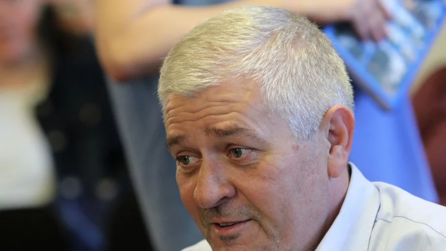 Шарков: Намалява броят на лекарите, които напускат България 