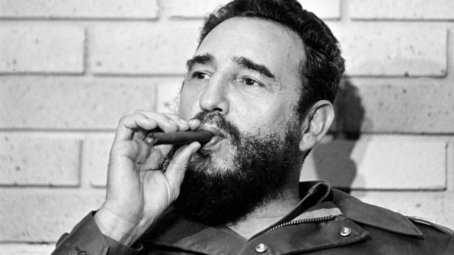 Човекът от народа" Фидел Кастро тънел в лукс