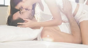 Защо да започнете деня със секс