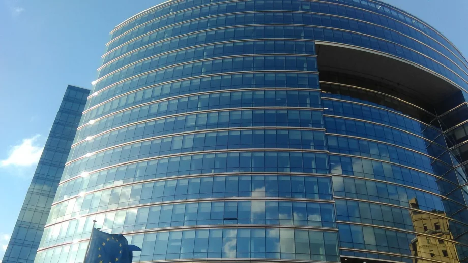 ЕП прие по-строги правила срещу дъмпинга