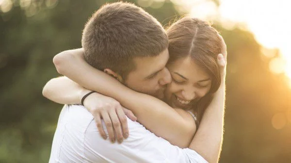 Не си тръгвай...