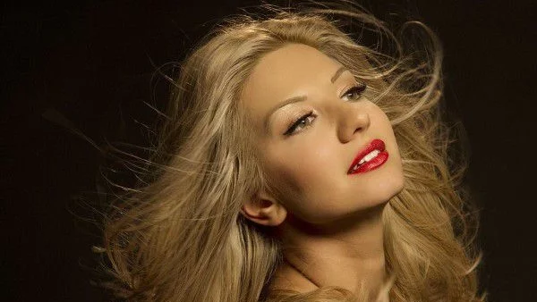 Йоана Драгнева за музиката, мъжете и добрите дела