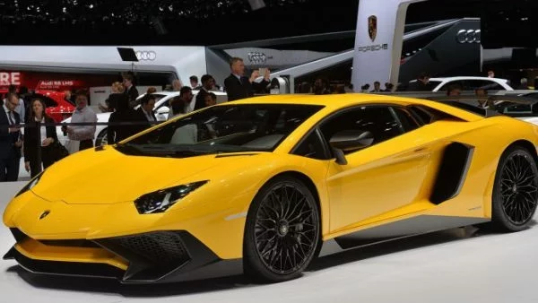 Lambo Aventador SV завъртя „Ринга“ за под 7 мин. (видео)