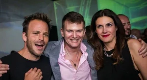 Били Зейн и Стивън Дорф купонясват в столичен клуб