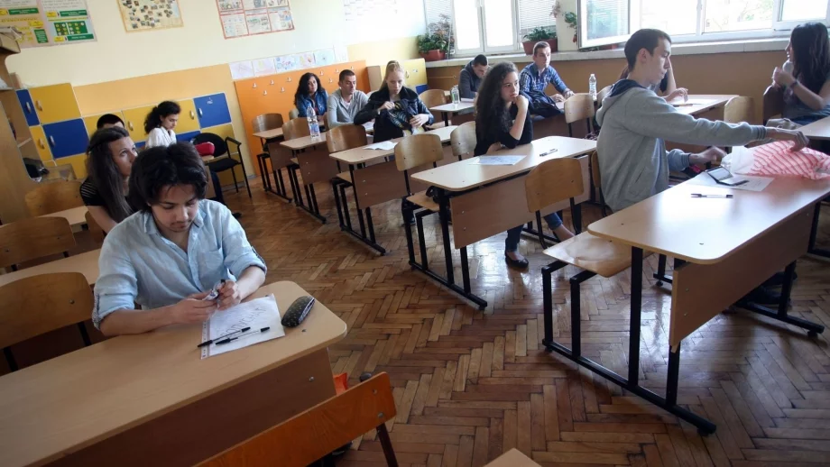 Предлагат седмокласниците да държат предварителен изпит за шофьорска книжка