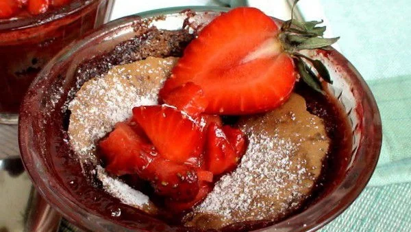 Запечени ягоди с шоколад