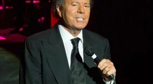 Последни детайли за концерта на Хулио Иглесиас