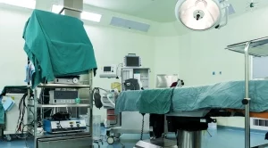 КС остави в сила законовите текстове за Здравната карта 