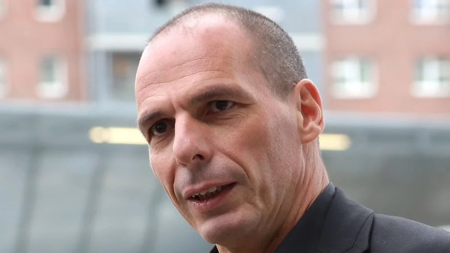 Гръцкият финансов министър Янис Варуфакис подаде оставка