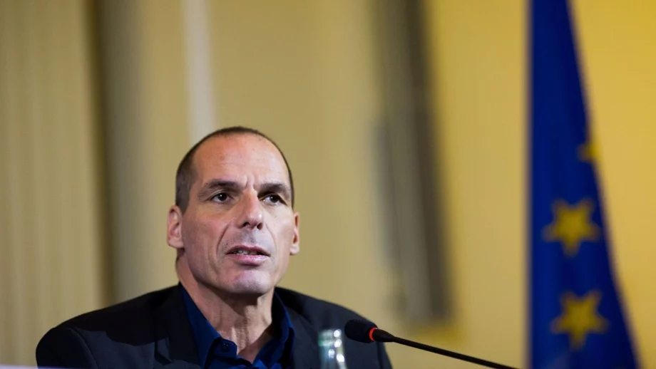 Варуфакис получи нова работа 