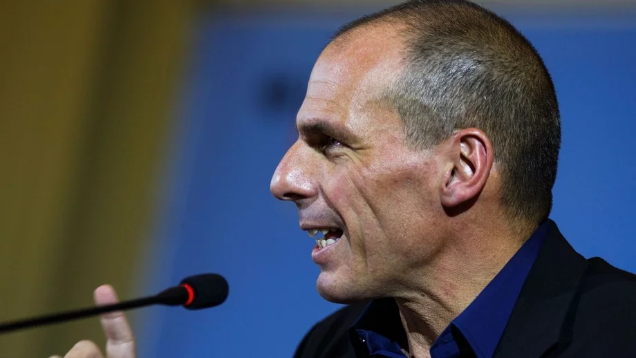 Варуфакис към Меркел: Произнесете реч на надеждата